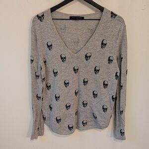 Skull Cashmere Women's Grey V Neck All Over Skull Sunglasses Print Sweater Small
